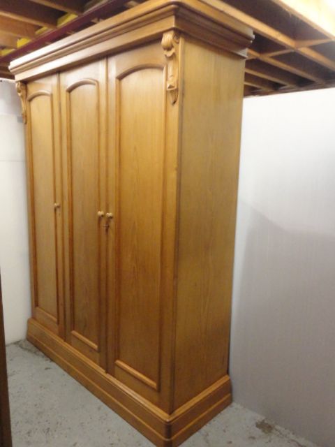 Triple Pine Robe