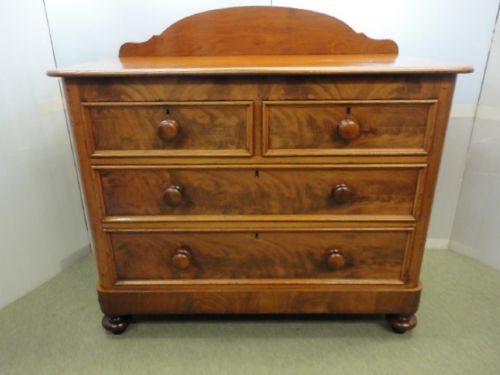 Mahogany Chest of Drawers