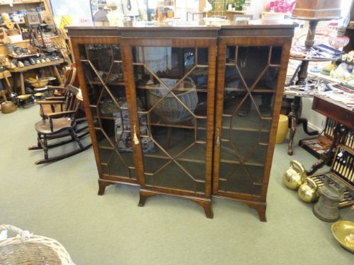 Quality Mahogany Bookcase
