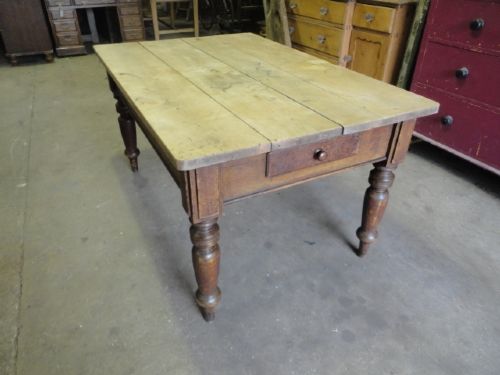 Sycamore Top 2 Drawer Table