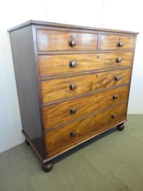 Mahogany Chest of Drawers