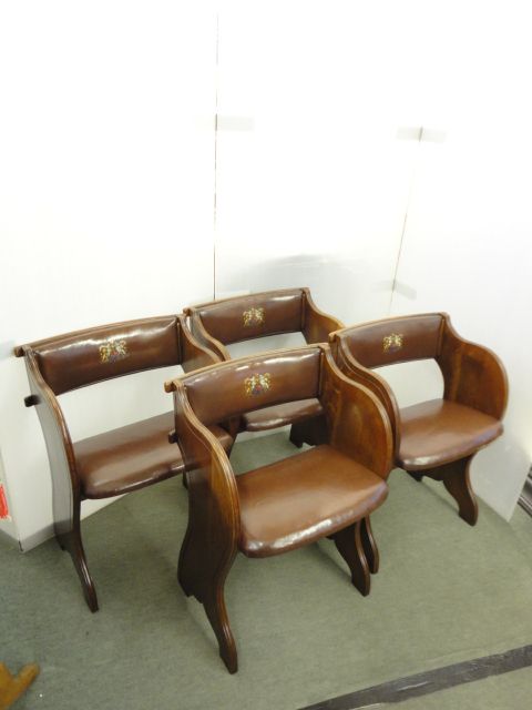 Quality Set of 4 Stylish Oak & Leather Armchairs.