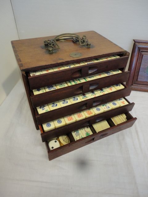 Ma-jong Set