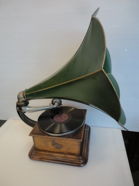 Original Oak Horn Gramophone