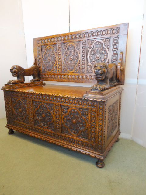 Superb Quality Oak Monks Bench