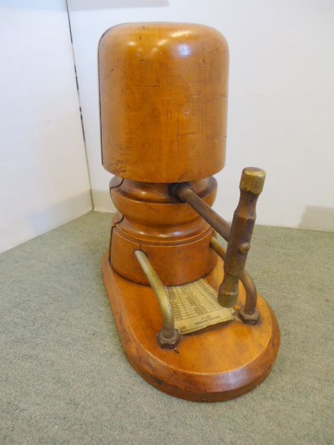 Hardwood Hat Stretcher
