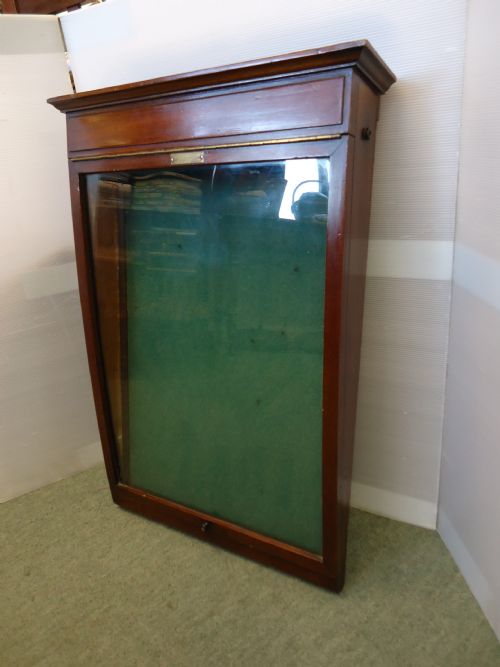 Display Cabinet