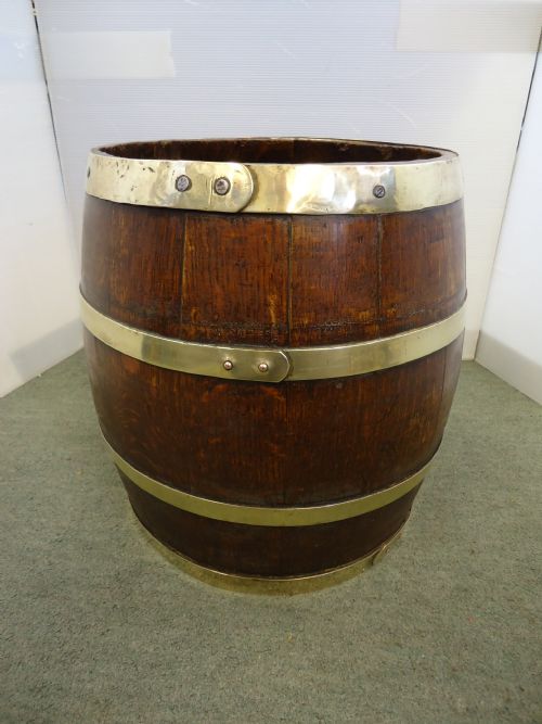 Oak Banded Tub