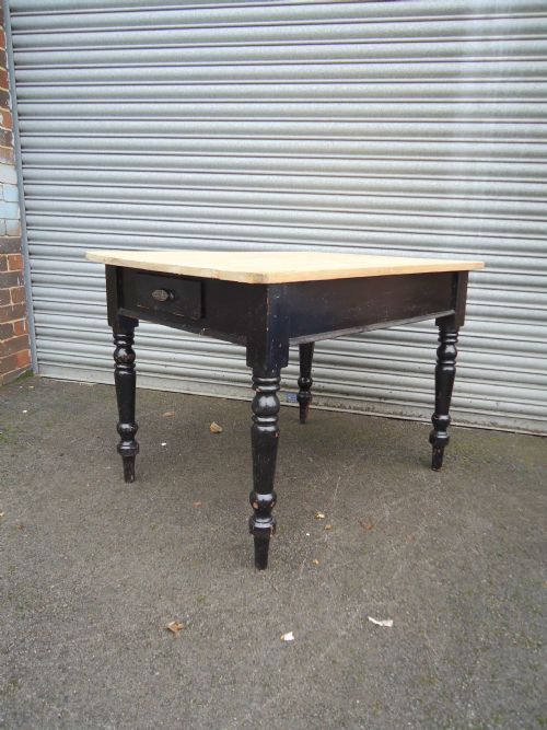 Pine Scrub Top Table