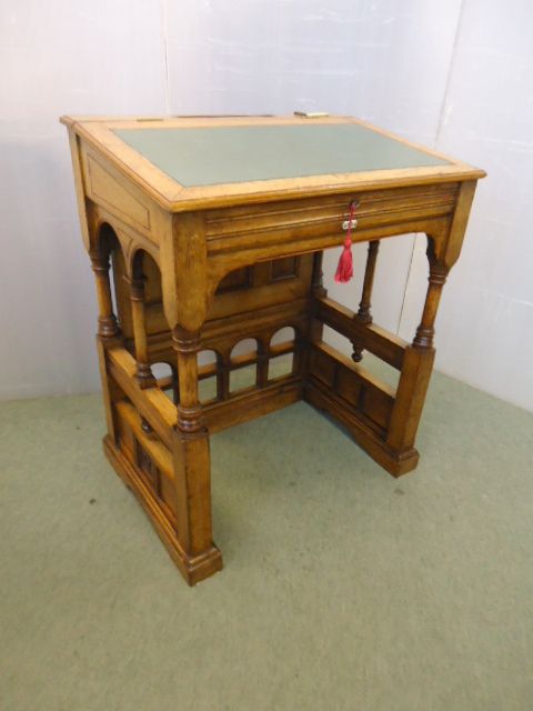 Golden Oak Art's & Crafts Single Desk