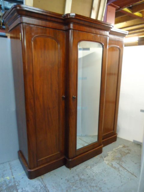 Victorian Mahogany Breakfront Triple Robe