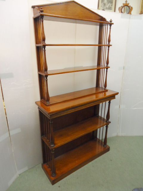 Superb Mahogany Bookshelf