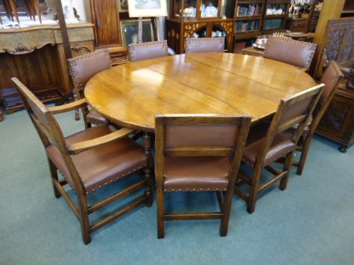 Quality Golden Oak Pedestal Extending Table