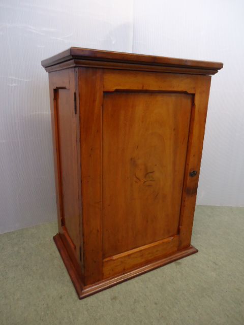 Quality Medical Bathroom Cabinet
