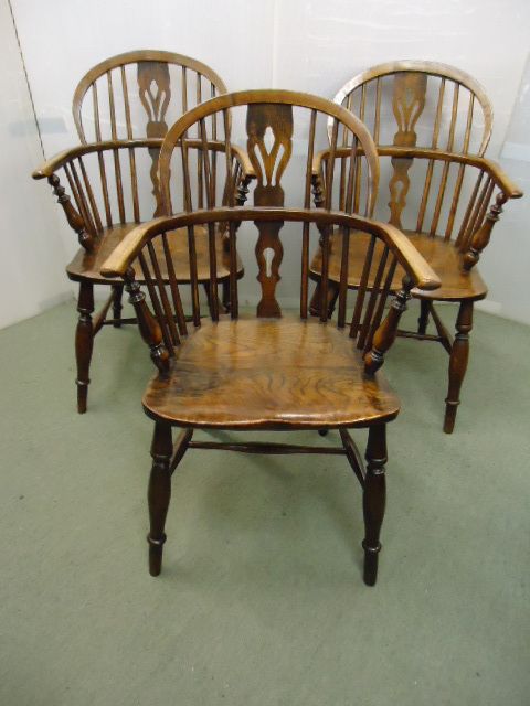 Set of 3 Windsor Chairs