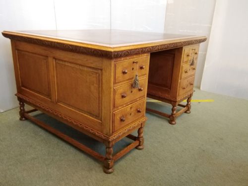 Super Quality Golden Oak Partners Desk