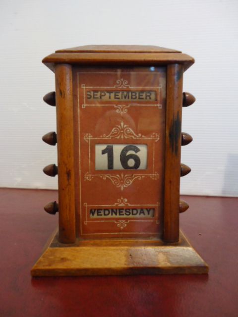 Small Desk Calendar
