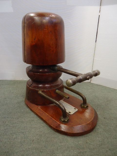 Hardwood Hat Stretcher