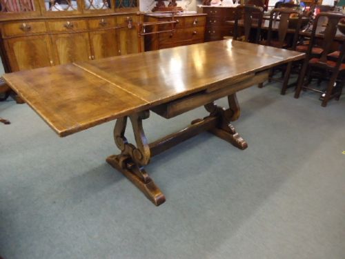 Oak Draw Leaf Table