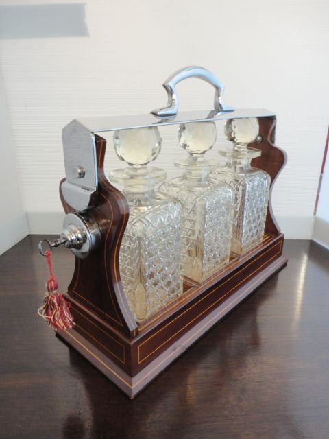 Quality Inlaid Mahogany Tantalus