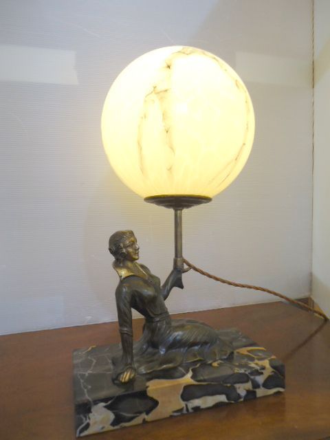 Art Deco Lamp & Shade