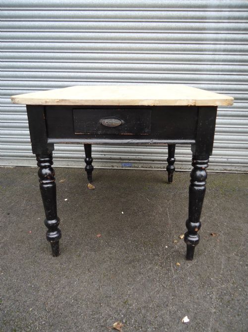 Pine Scrub Top Table