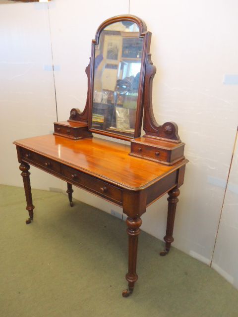 Mahogany Dressing Table