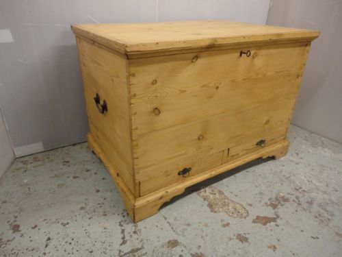 Pine Mule Chest