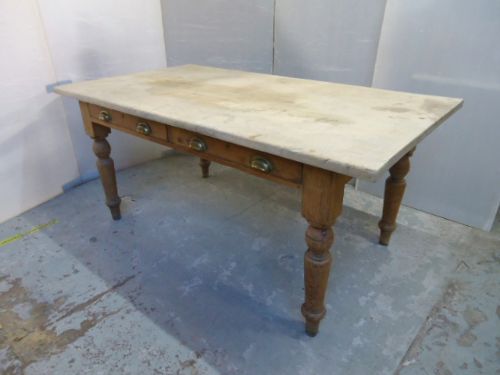 Sycamore Top Dining Table