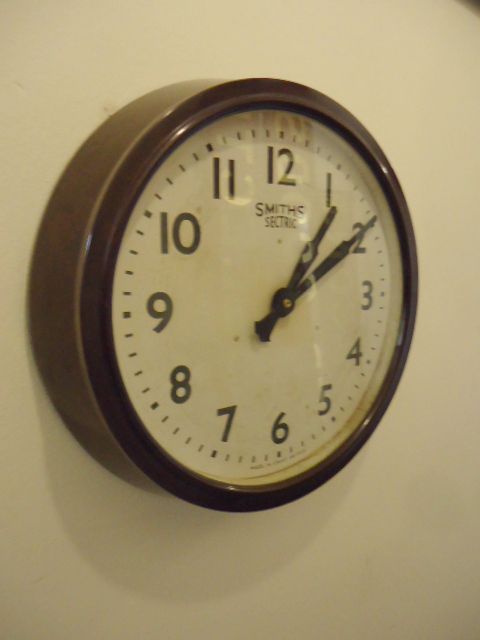 Bakelight Clock