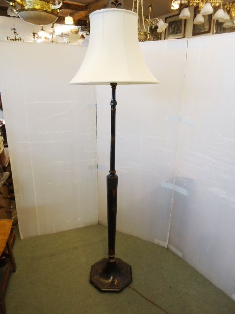 Chinoiserie Standard Lamp