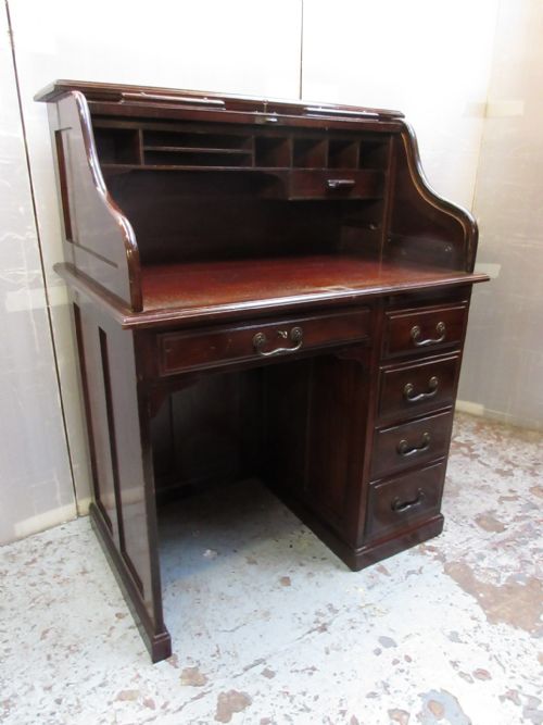 MAHOGANY ROLL TOP DESK - ADDITIONAL PHOTO 1