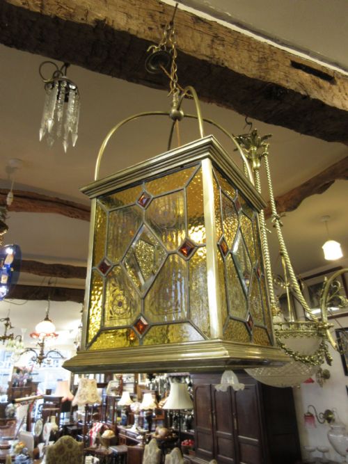 Quality Manor House Lantern