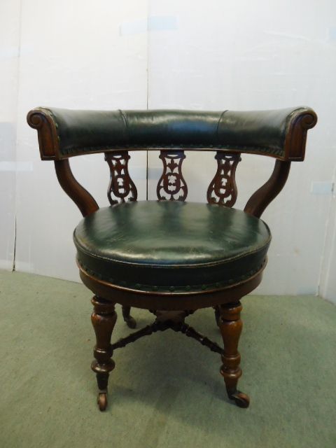 Oak Framed Revolving Office/desk Chair