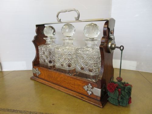 Oak 3 Bottle Tantalus