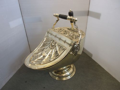 Quality 19th Century Brass Coal Hod
