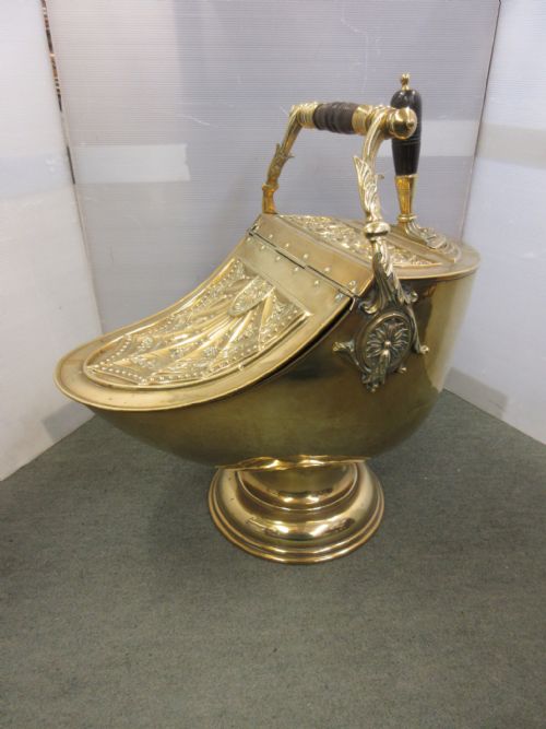 Quality 19th Century Brass Coal Hod