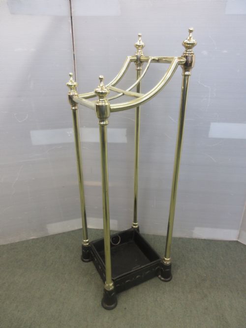 Waterfall Stick Stand
