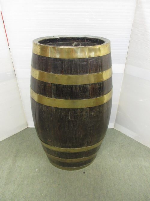 Barrel Stick Stand