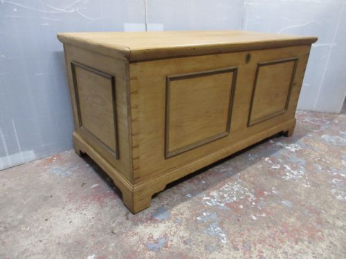 Large Pine Box