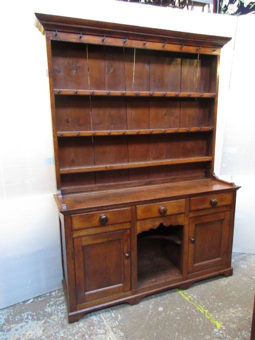 Traditional Oak Welsh Dresser