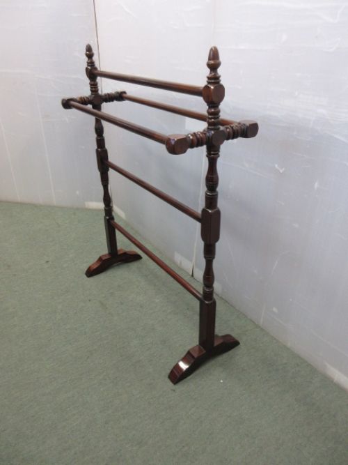 Mahogany Towel Rail