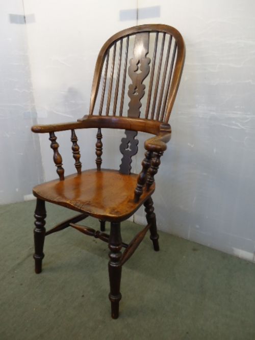 Broad Arm Windsor Chair