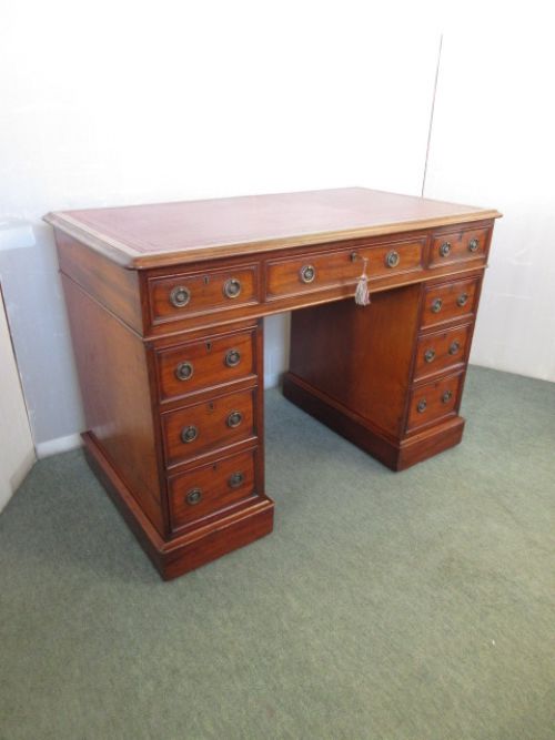 Victorian Mahogany Desk