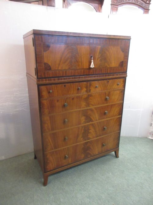 Deco Tallboy