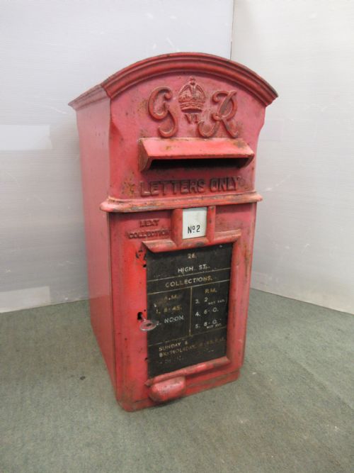 G.r Original Post Box & Key