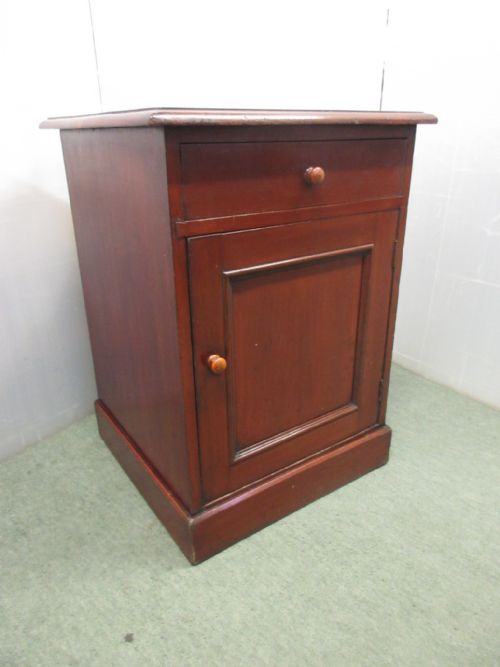 Mahogany Cupboard