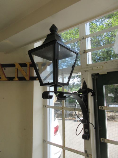 Lantern & Bracket