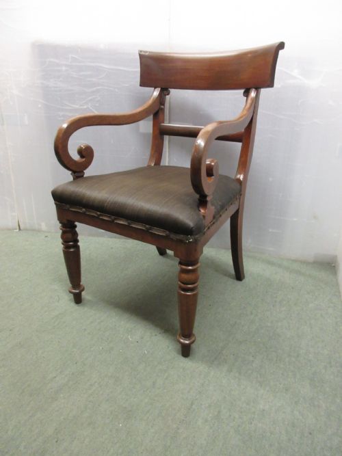 Mahogany Carver