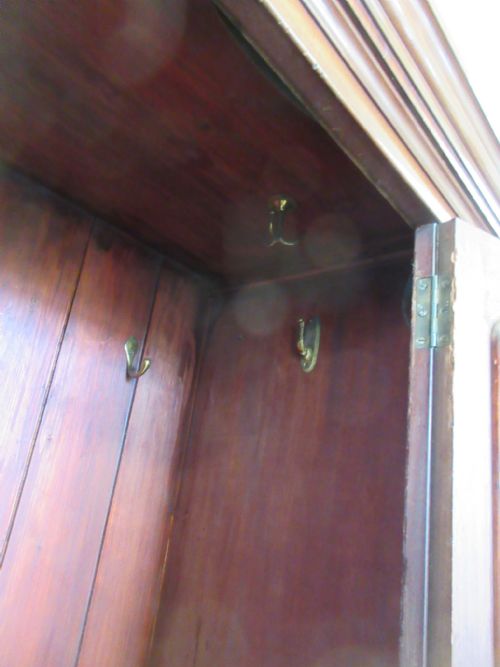 VICTORIAN MAHOGANY ROBE - ADDITIONAL PHOTO 6